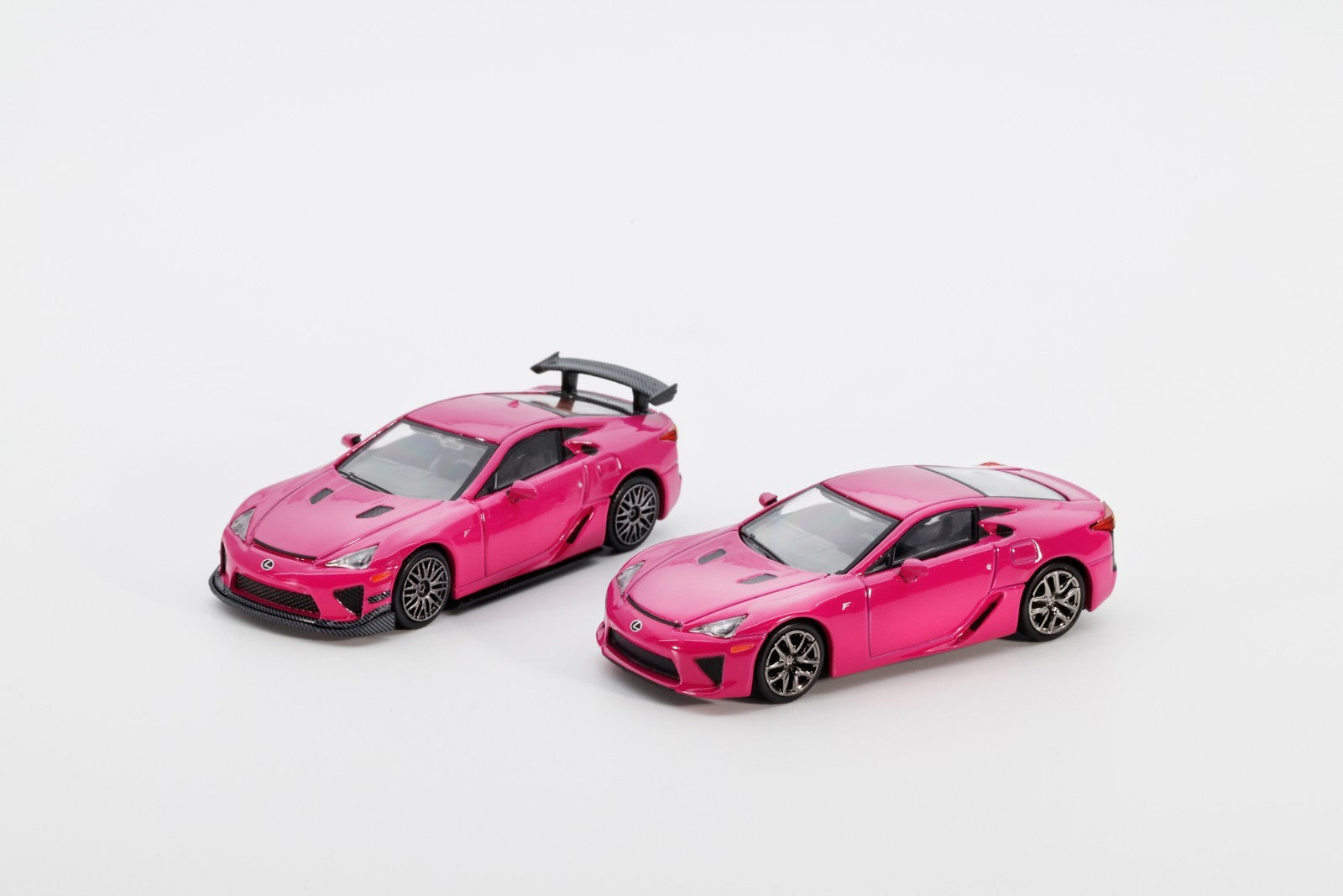 GCD 1:64 Lexus LFA Pink Valentine's Day Special 2Pack Set