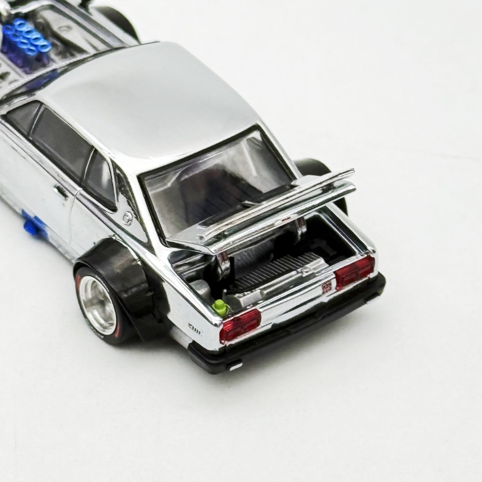 Pop Race 1:64 Nissan GT-R V8 Drift Hakosuka Chrome Silver HK