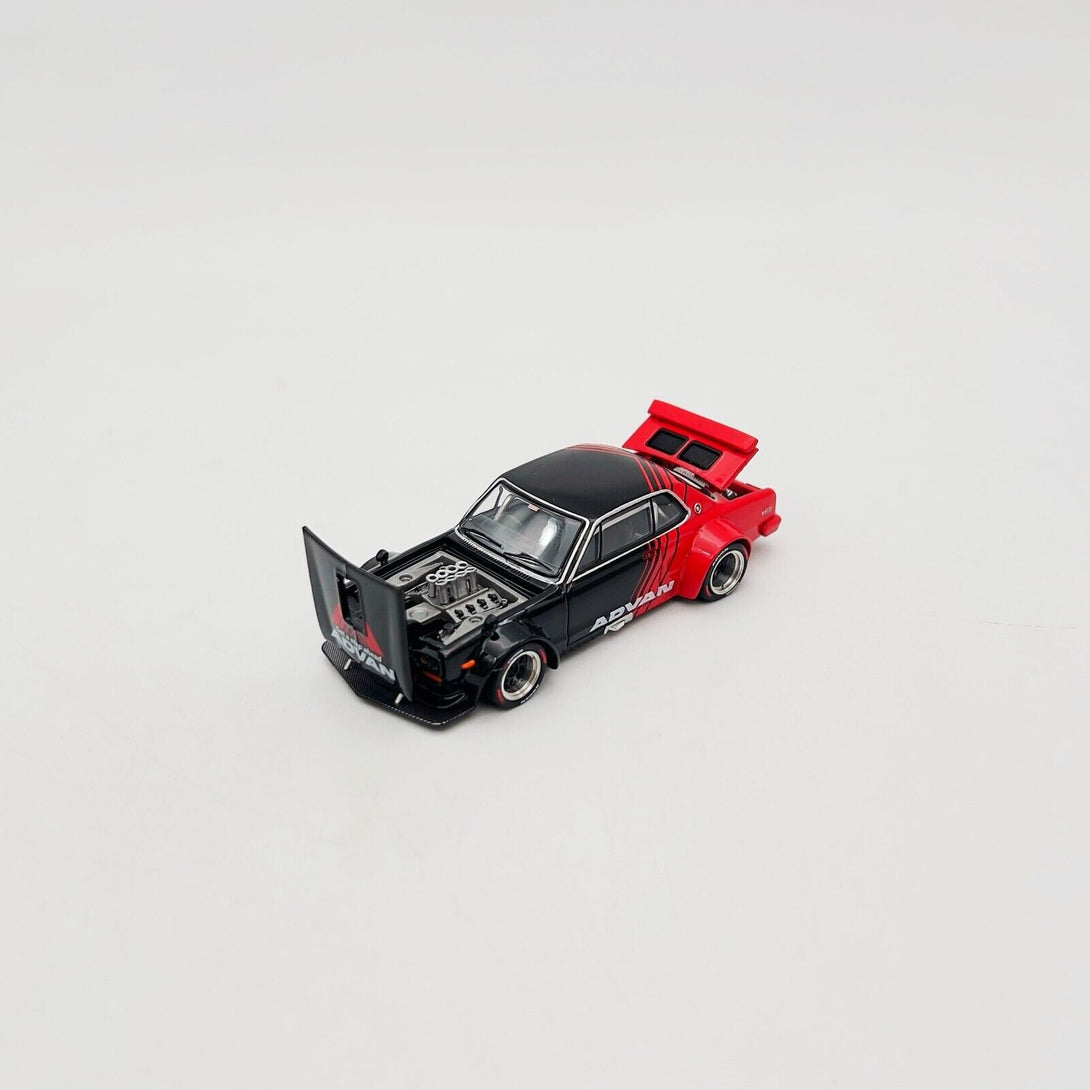 Mô hình xe Nissan Skyline GT-R V8 Drif ( Hakosuka ) 1:64 POP RACE – Toyzone Mô hình xe Nissan Skyline GT-R V8 Drif ( Hakosuka ) 1:64 POP RACE – Toyzone