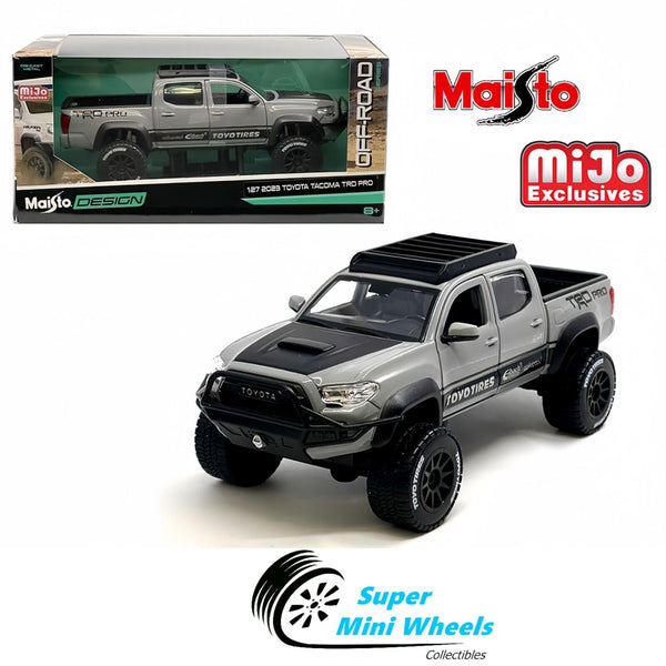 Maisto 1:24 - Toyota Tacoma TRD Off Road Toyo Tires – Cement Grey