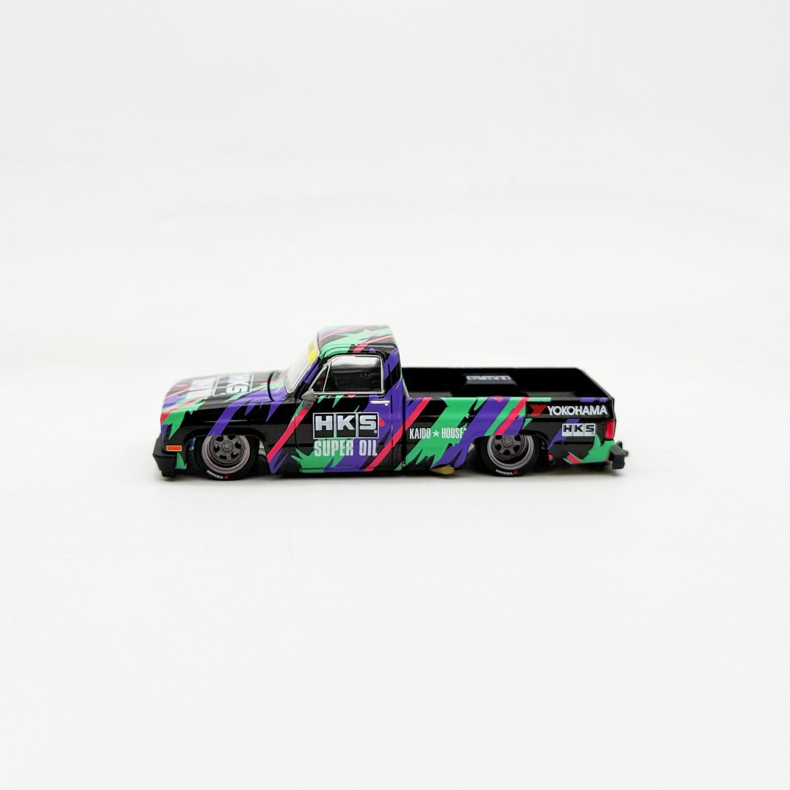 Mini GT x Kaido House 1:64 Chevrolet Silverado KAIDO HKS V1