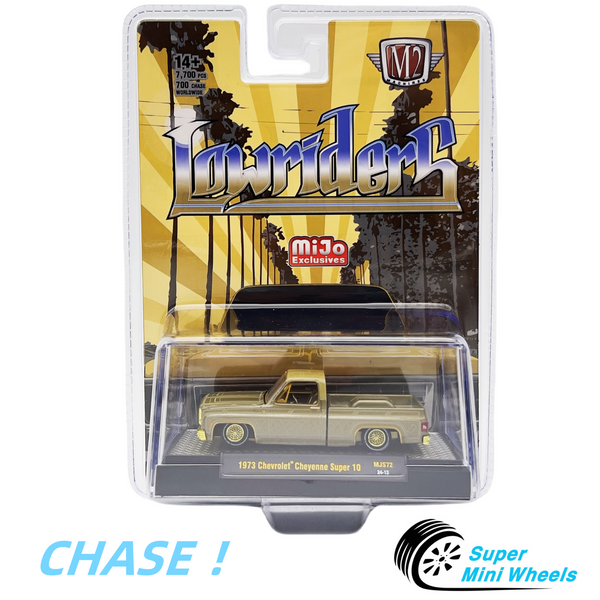 CHASE ！M2 Machines 1:64 Lowriders 1973 Chevrolet Cheyenne Super 10 Pickup Gold