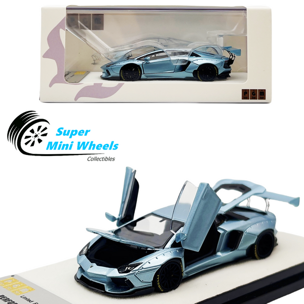 PGM 1:64 LB-Performance LP700-4 Ice Blue Fully Openable