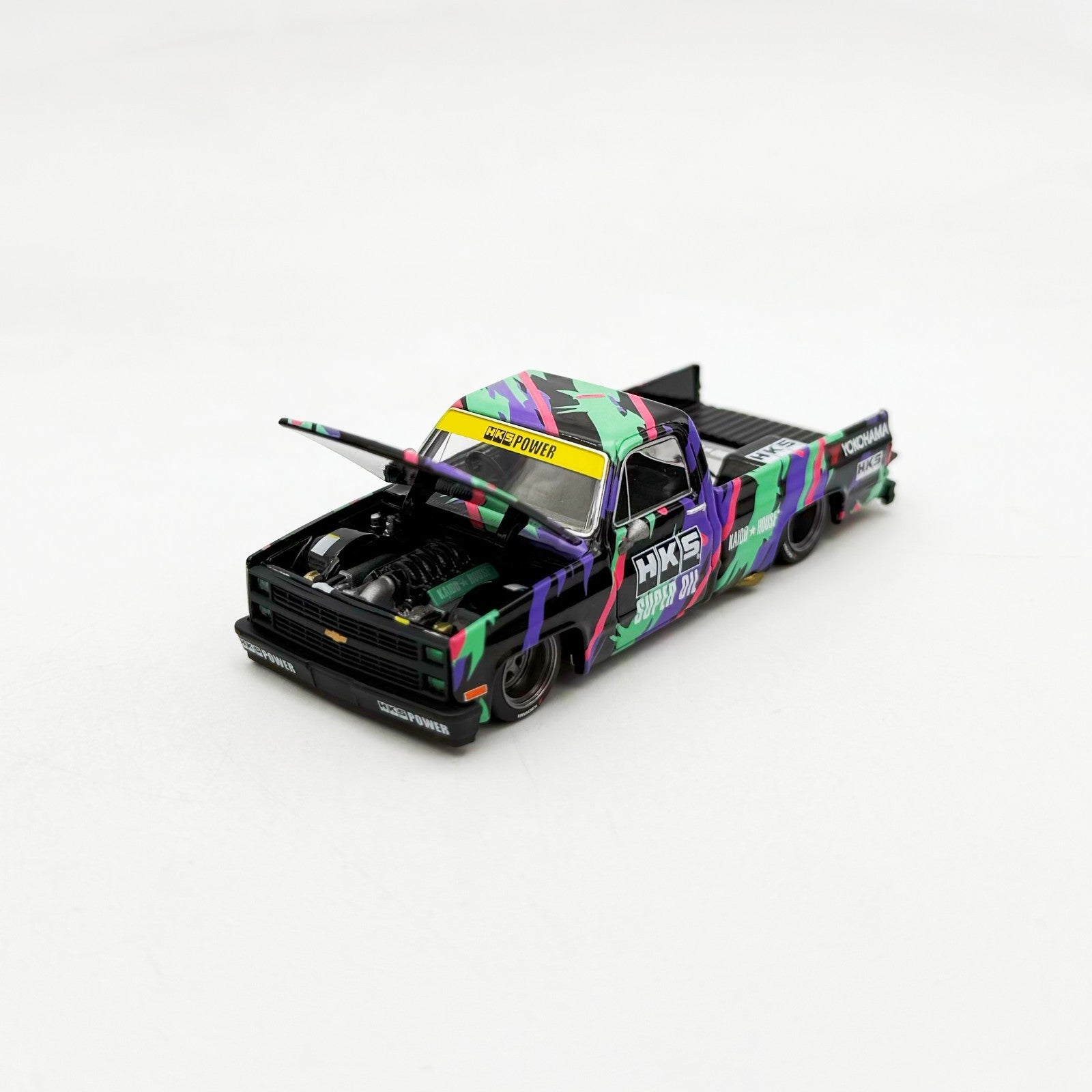 Mini GT x Kaido House 1:64 Chevrolet Silverado KAIDO HKS V1