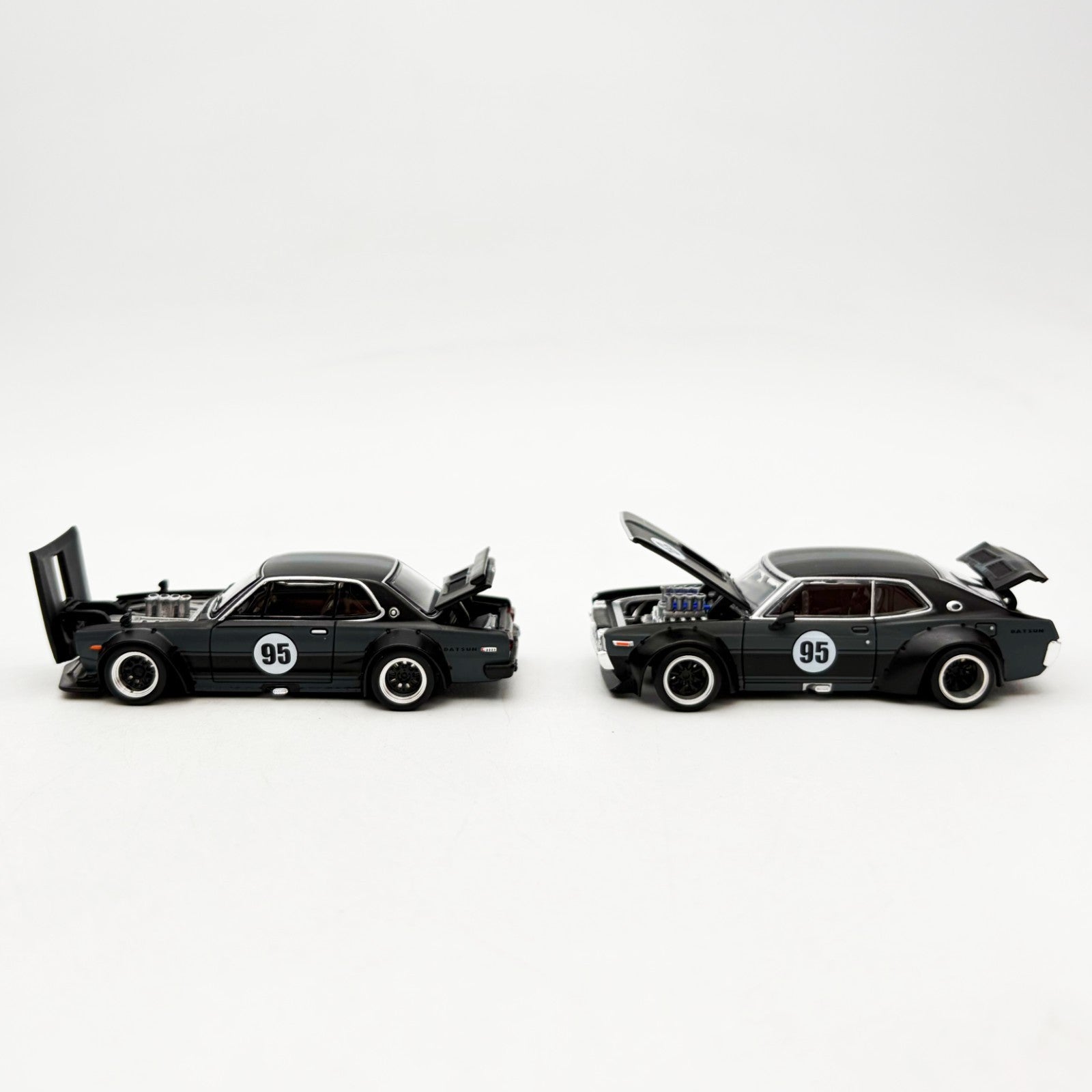 Pop Race 1:64 GT-R V8 Drift Hakosuka & Datsun Laurel C130 2