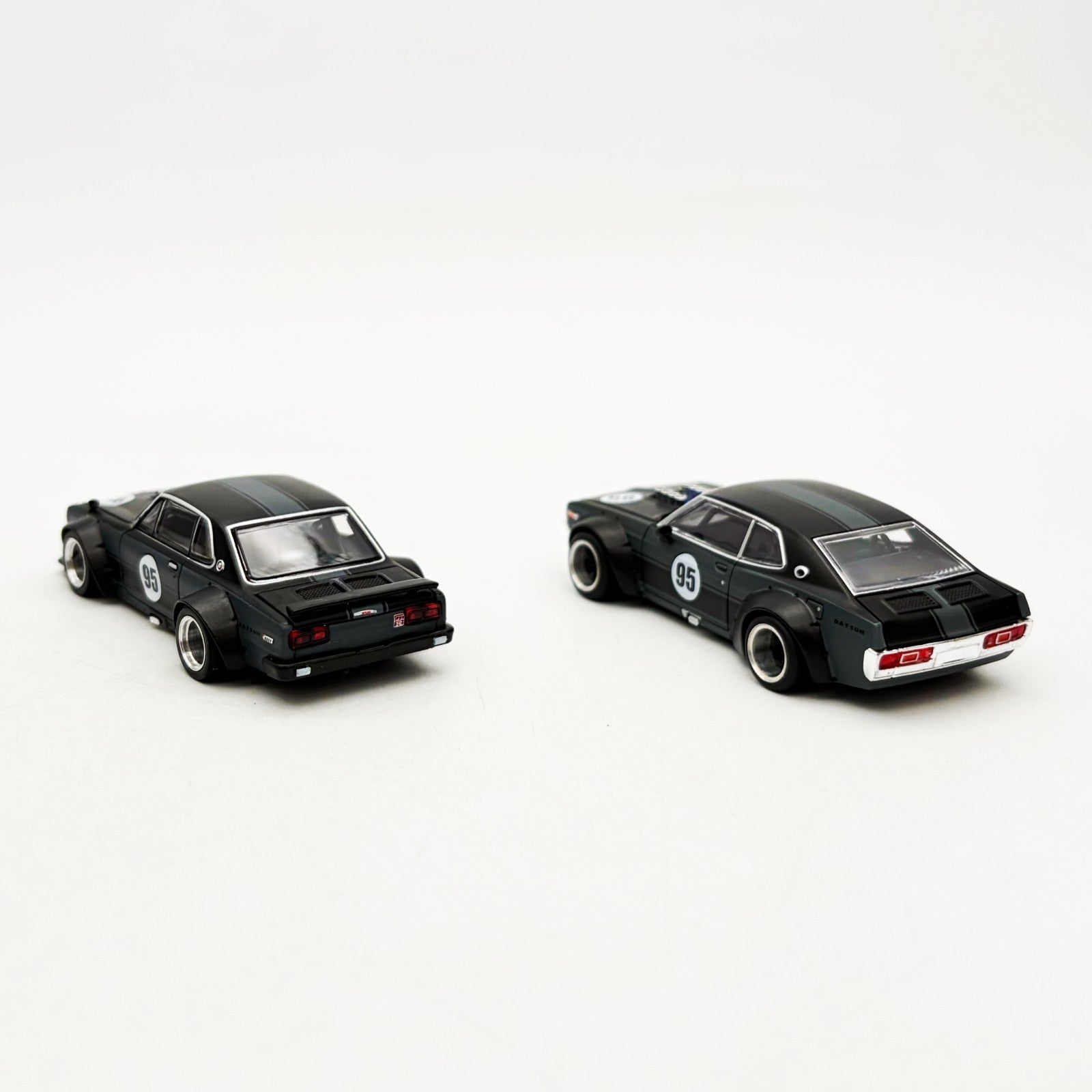 香港 ポップレース GT-R V8 ※83 ドリフト ダットサンローレルC130 Pre-Order* Pop Race - Datsun Laurel C130 & Skyline GT-R V8